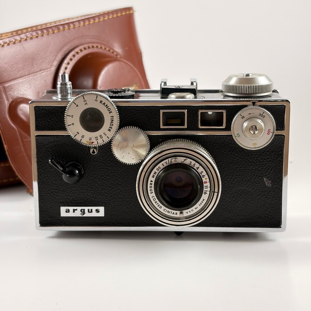 Vintage Argus C3 Color-Matic 35m Rangefinger Camera Original Leather Case - Picture 5 of 13